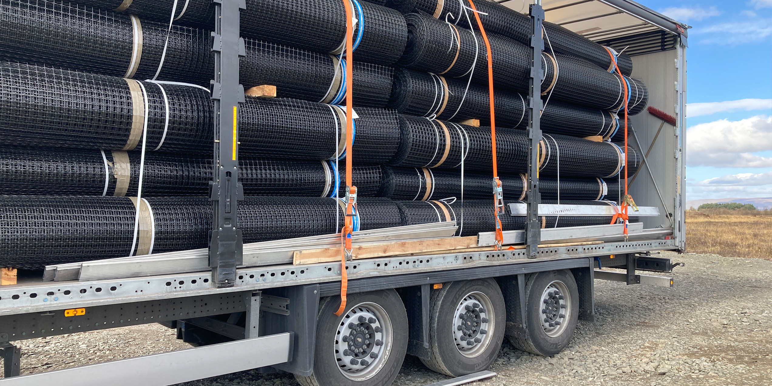 Lorry filled with Geoworks products being delievered to Greengairs Wind Farm