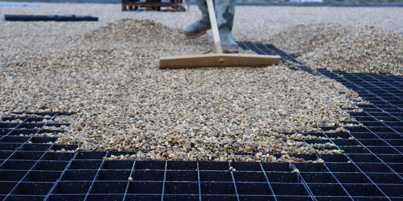 Clipstone image 4 - Ecodeck being filled